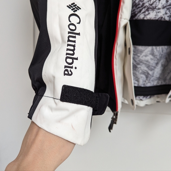 Columbia Freestyle Ski Omni-Tech Jacket, Size Medium - Picture 7 of 17